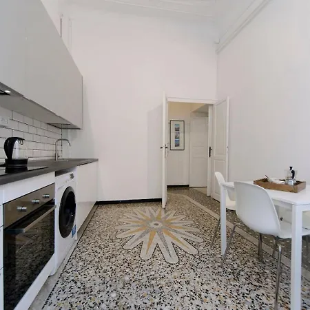 Hintown Casa Di Pregio In Centro Citta アパート *